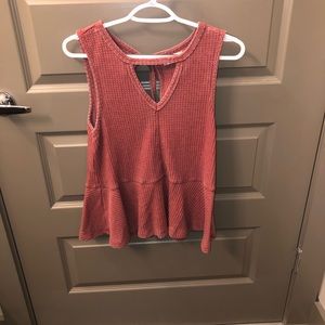 Burnt orange/ hint of red Altar’d State top